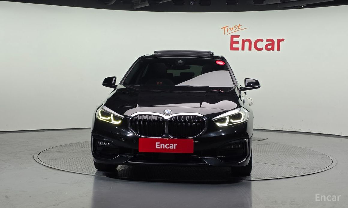 2021 BMW 1 серии III (F40) 118d Sport с пробегом 133 112 км