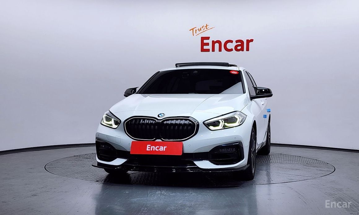 2022 BMW 1 серии III (F40) 120i Sports с пробегом 58 175 км