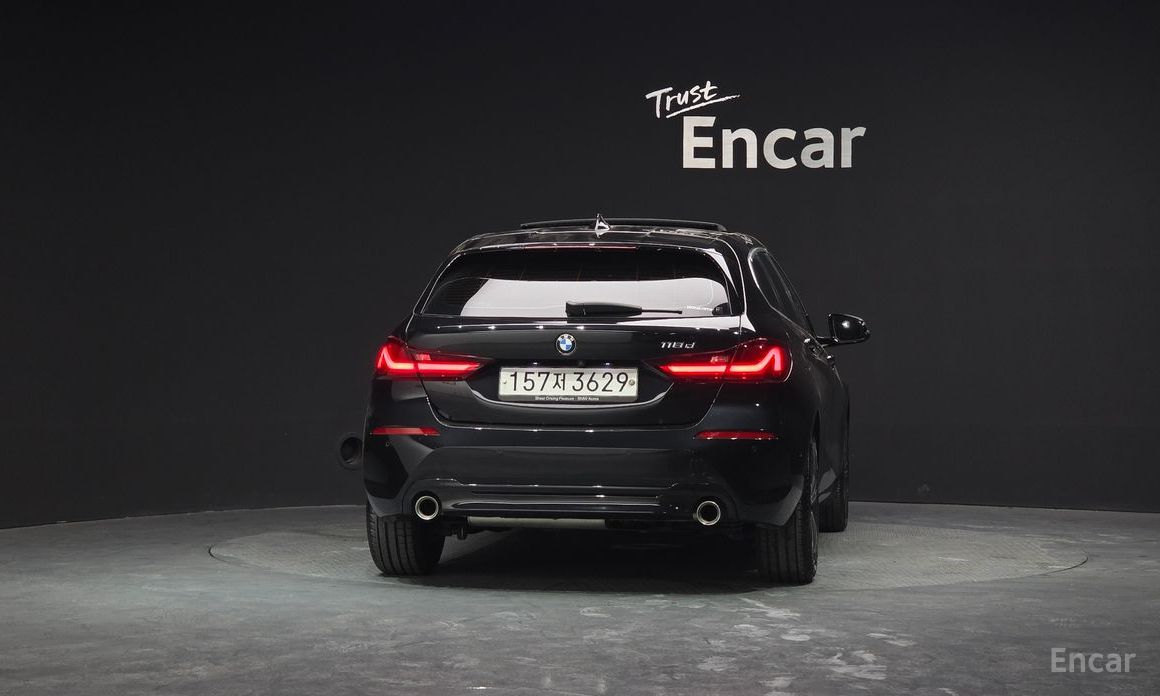 2020 BMW 1 серии III (F40) 118d Sport с пробегом 106 579 км