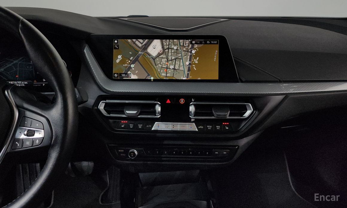 2022 BMW 1 серии III (F40) 120i Sports с пробегом 58 175 км