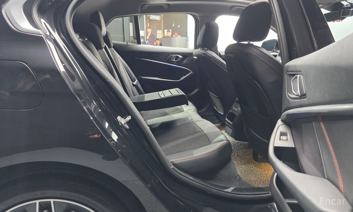 2020 BMW 1 серии III (F40) 118d Sport с пробегом 106 579 км