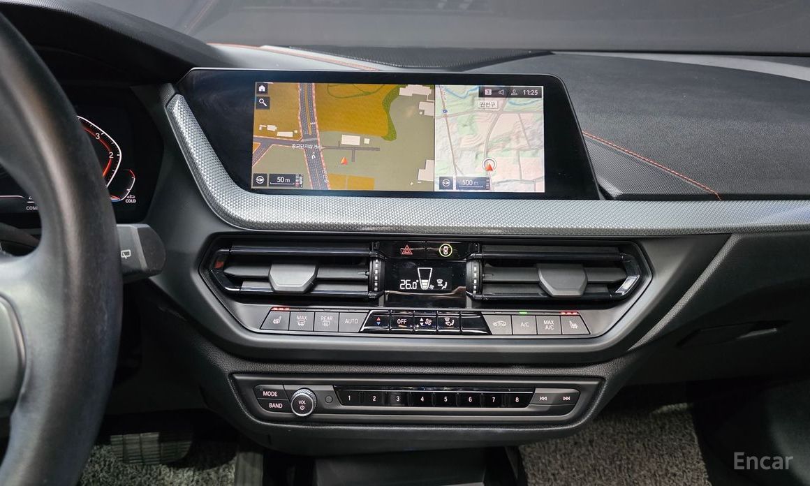 2020 BMW 1 серии III (F40) 118d Sport с пробегом 106 579 км
