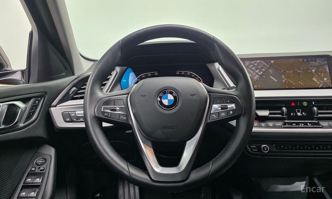 2021 BMW 1 серии III (F40) 118d Joy с пробегом 89 930 км