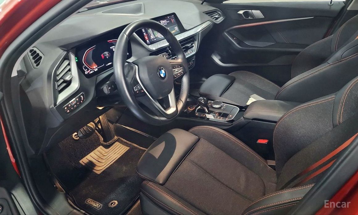 2021 BMW 1 серии III (F40) 118d Sport с пробегом 72 060 км
