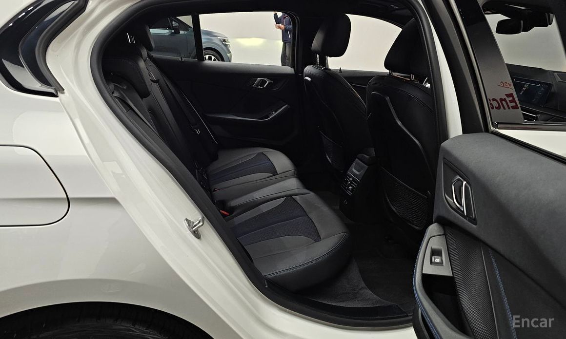 2023 BMW 1 серии III (F40) 120i M Sports с пробегом 60 227 км