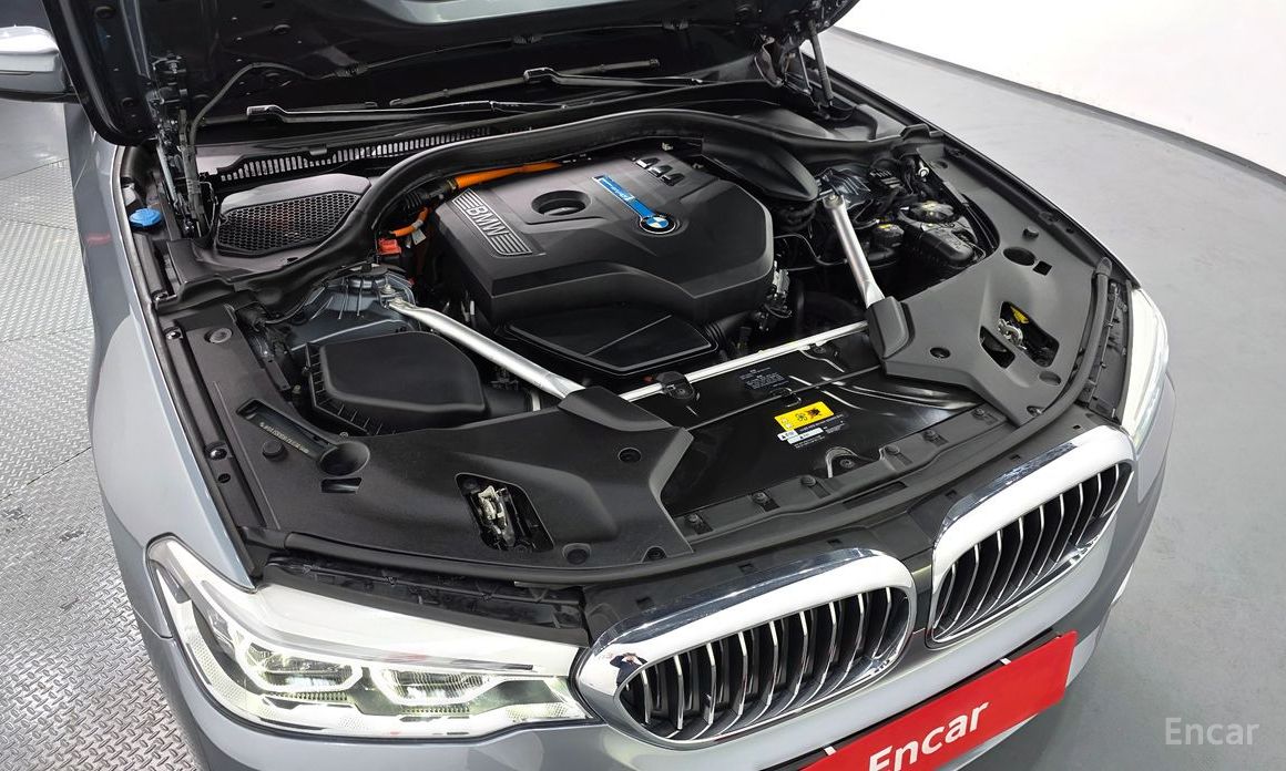 2020 BMW 5 серии VII (G30/G31) 530e Luxury с пробегом 69 884 км