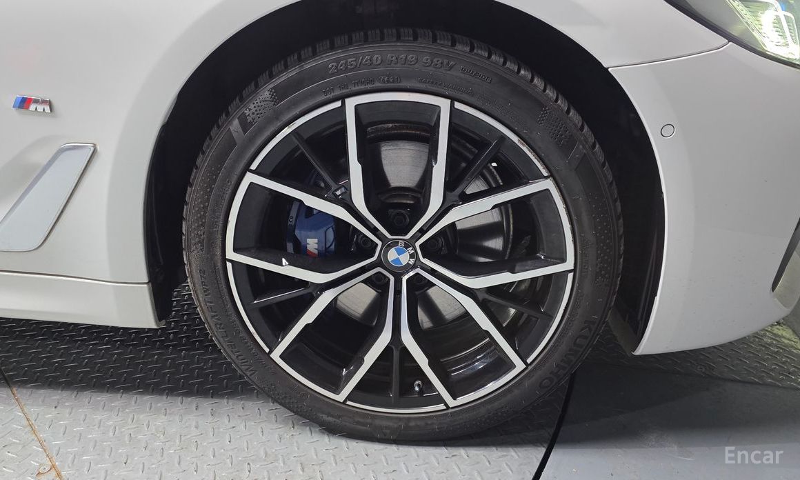 2020 BMW 5 серии VII (G30/G31) 530e M Sport с пробегом 93 057 км