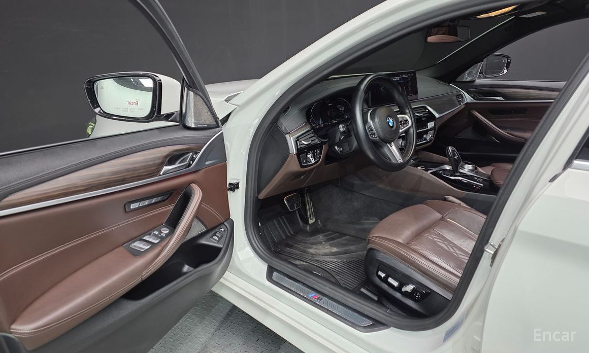 2020 BMW 5 серии VII (G30/G31) 530e M Sport с пробегом 93 057 км