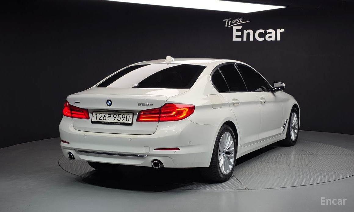 2020 BMW 5 серии VII (G30/G31) 520d Luxury Plus с пробегом 76 676 км