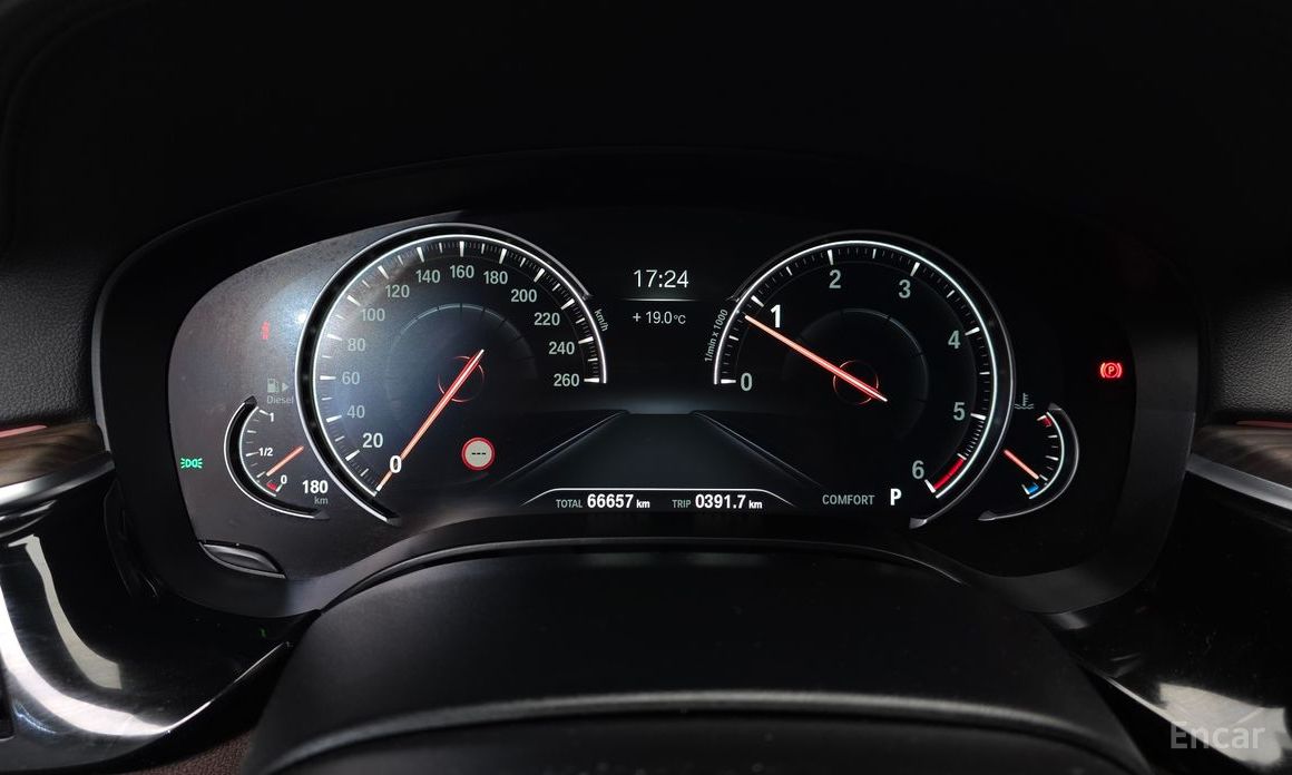 2018 BMW 5 серии VII (G30/G31) 520d M Sport Package Plus с пробегом 66 657 км