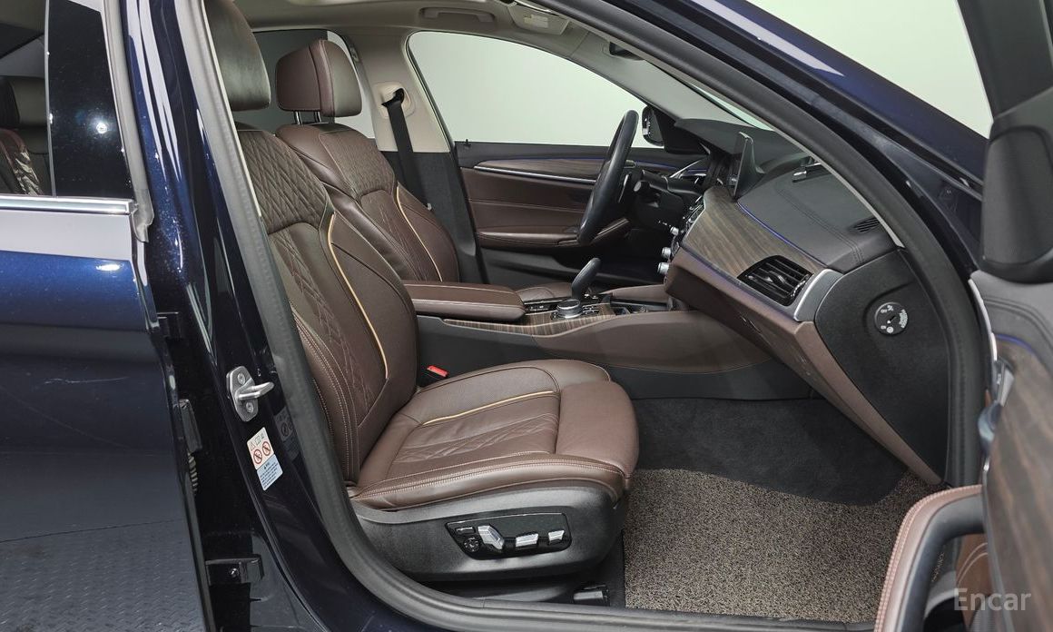 2020 BMW 5 серии VII (G30/G31) 520d xDrive Luxury Plus с пробегом 135 827 км