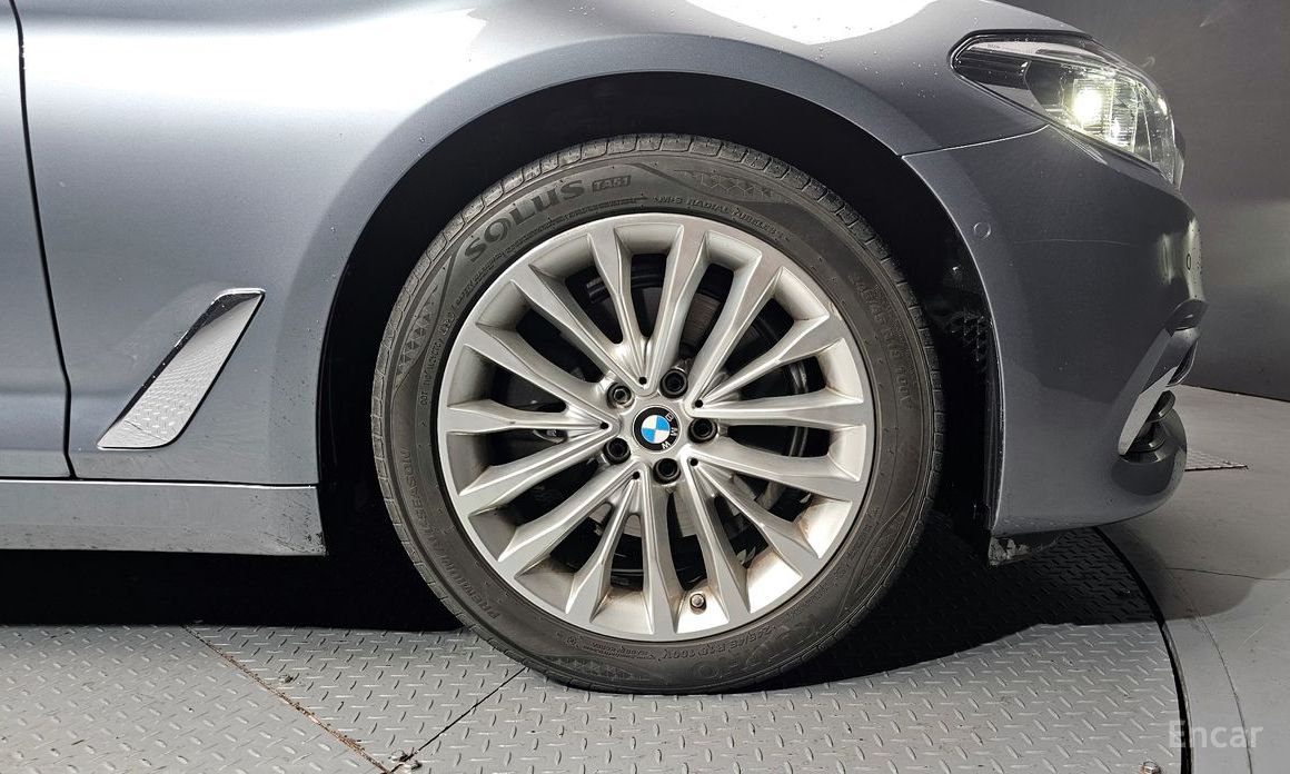 2019 BMW 5 серии VII (G30/G31) 520d Luxury Plus с пробегом 120 110 км