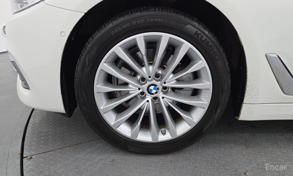 2018 BMW 5 серии VII (G30/G31) 520d xDrive Luxury Plus с пробегом 98 335 км