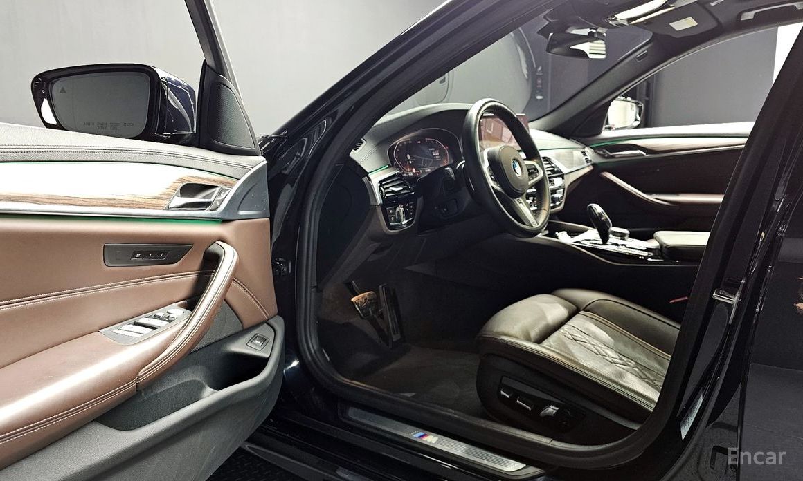 2019 BMW 5 серии VII (G30/G31) 520d M Sport Package Plus с пробегом 40 122 км