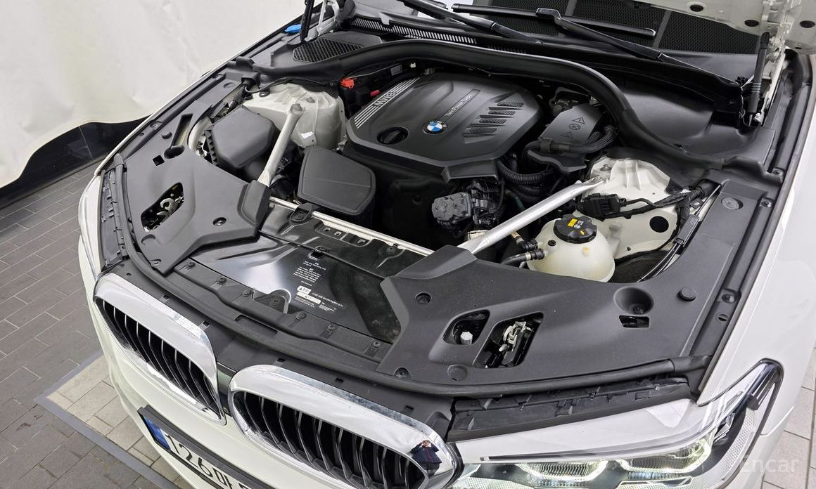 2020 BMW 5 серии VII (G30/G31) 520d xDrive M Sport Package Plus с пробегом 69 322 км