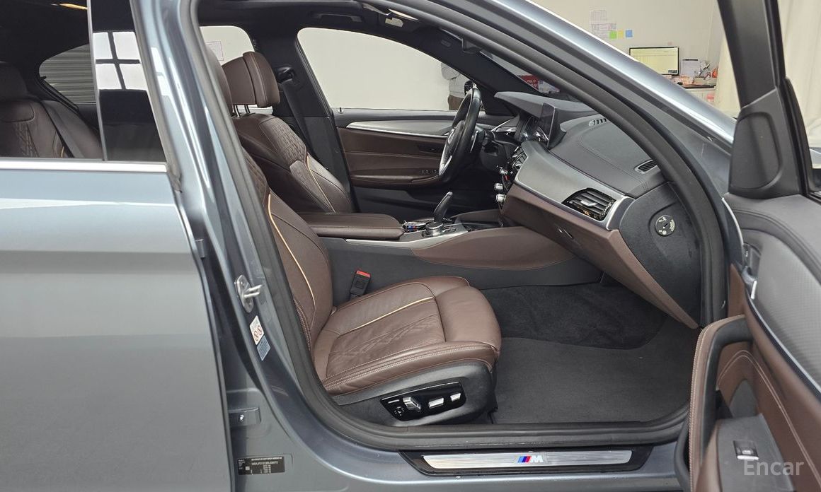 2019 BMW 5 серии VII (G30/G31) 520d M Sport Package Plus с пробегом 78 108 км