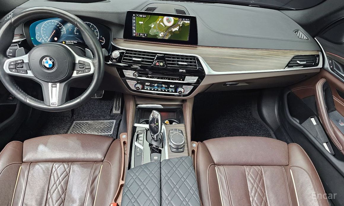 2019 BMW 5 серии VII (G30/G31) 520d M Sport Package Plus с пробегом 106 547 км