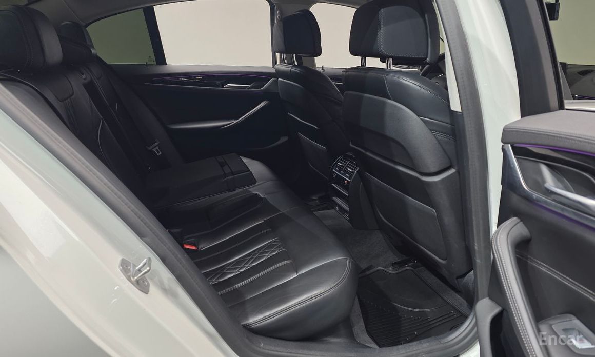 2019 BMW 5 серии VII (G30/G31) 520d Luxury Plus с пробегом 66 168 км