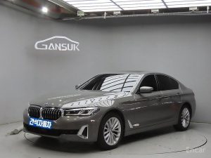 2021 BMW 5 серии VII (G30/G31) 523d Luxury с пробегом 103 758 км