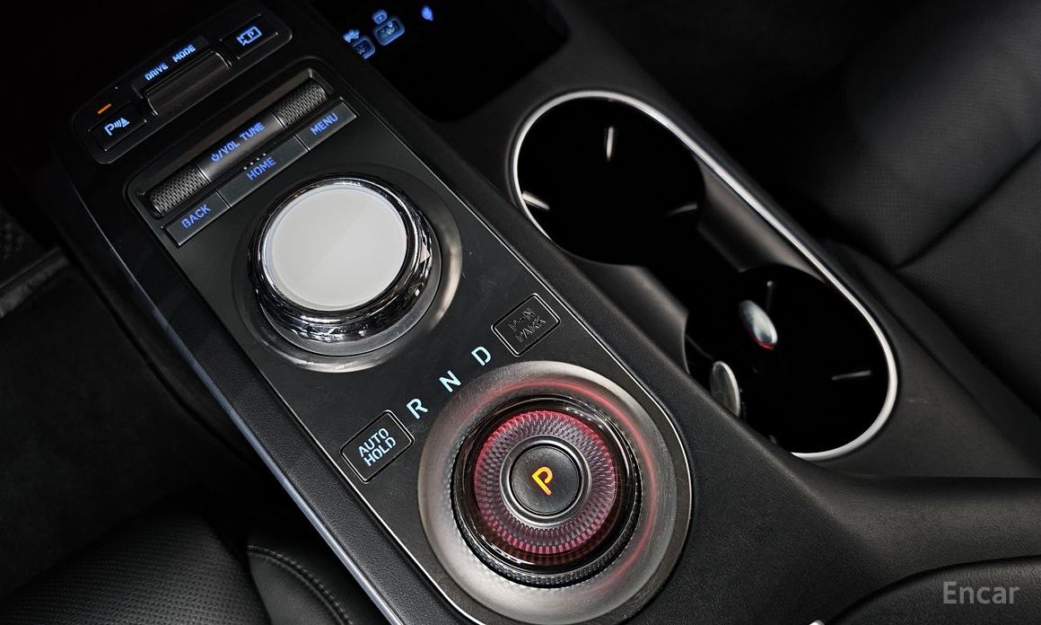 2021 Genesis GV70 I 2.2 Diesel 2WD с пробегом 75 688 км