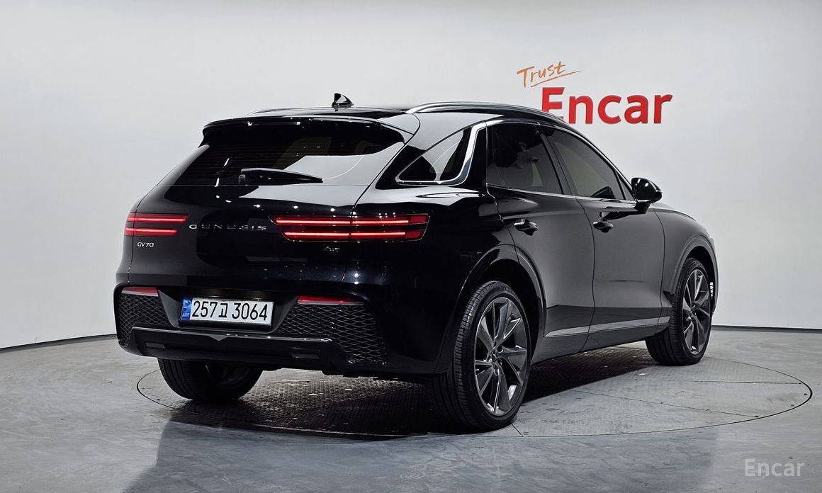2021 Genesis GV70 I 2.2 Diesel 2WD с пробегом 90 867 км