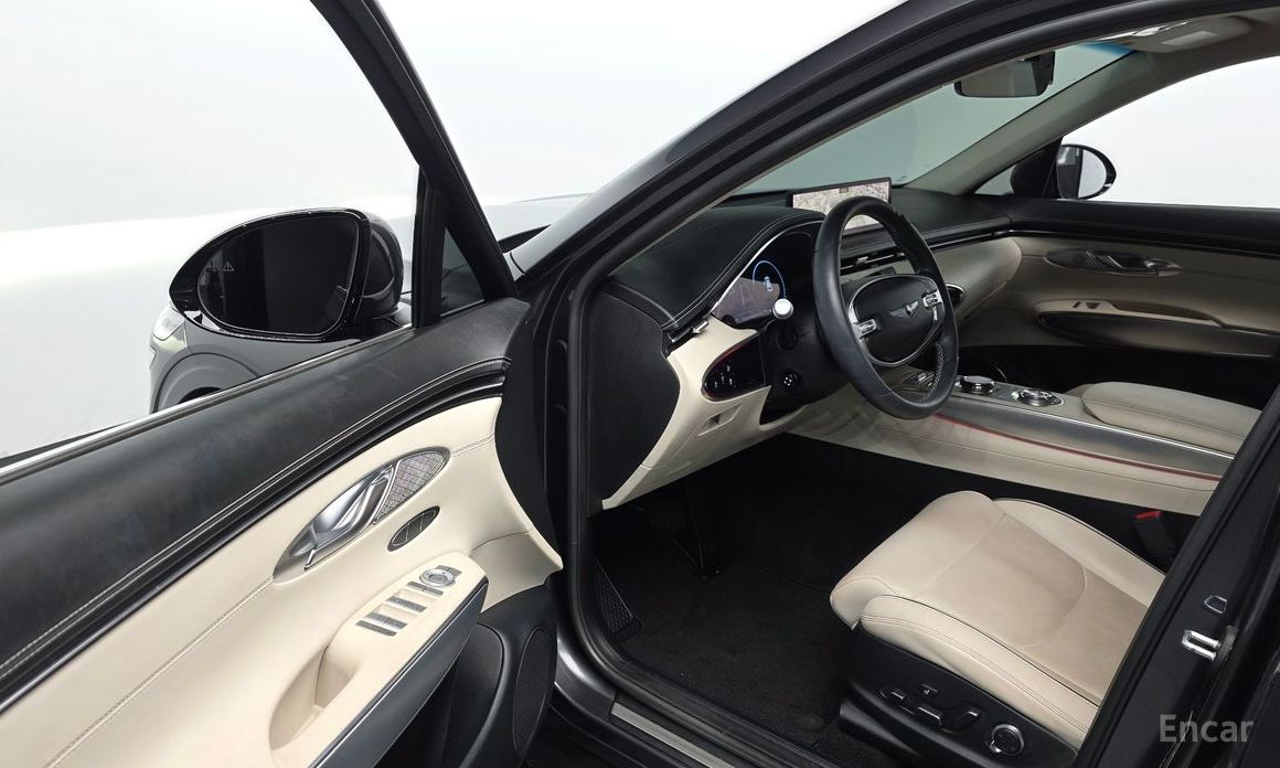 2021 Genesis GV70 I 2.2 Diesel 2WD с пробегом 65 123 км