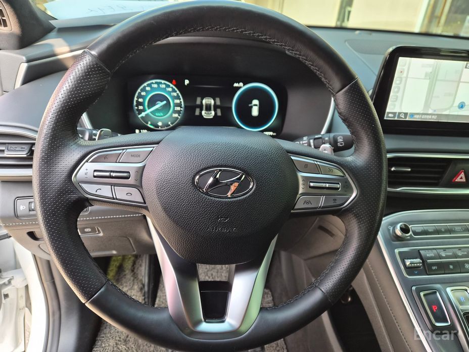 2021 Hyundai Santa Fe IV Рестайлинг Gasoline 2.5T 4WD Calligraphy с пробегом 60 800 км