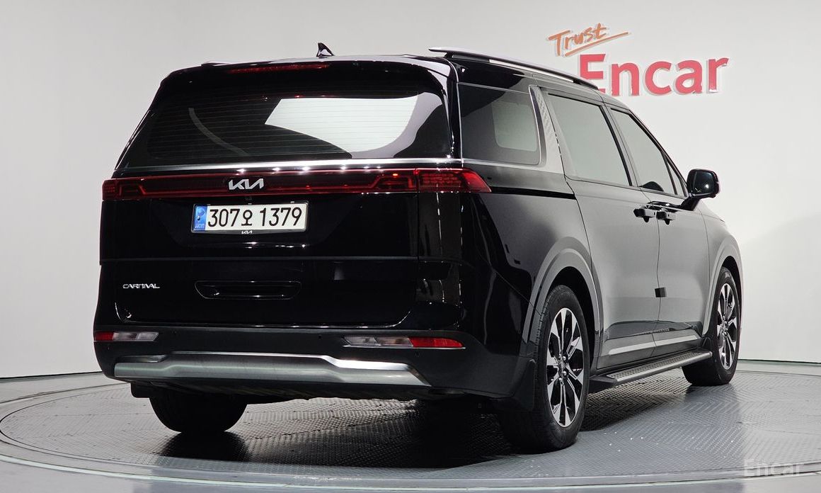 2023 Kia Carnival IV 9-Seater Noblesse с пробегом 78 129 км