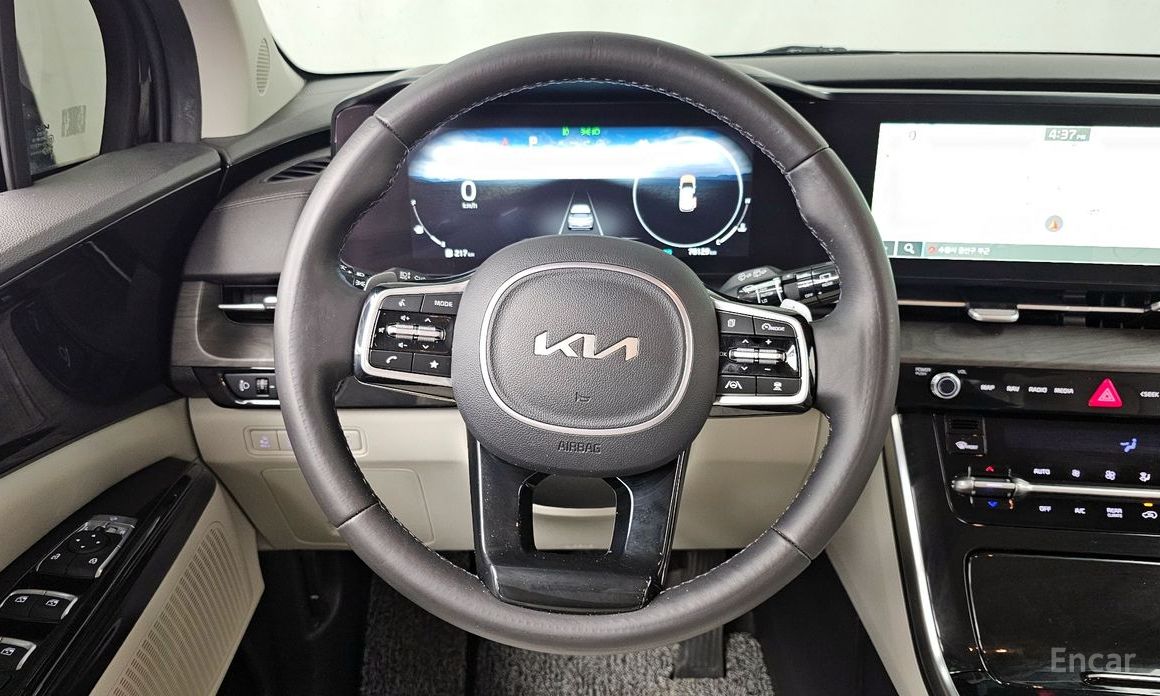 2023 Kia Carnival IV 9-Seater Noblesse с пробегом 78 129 км