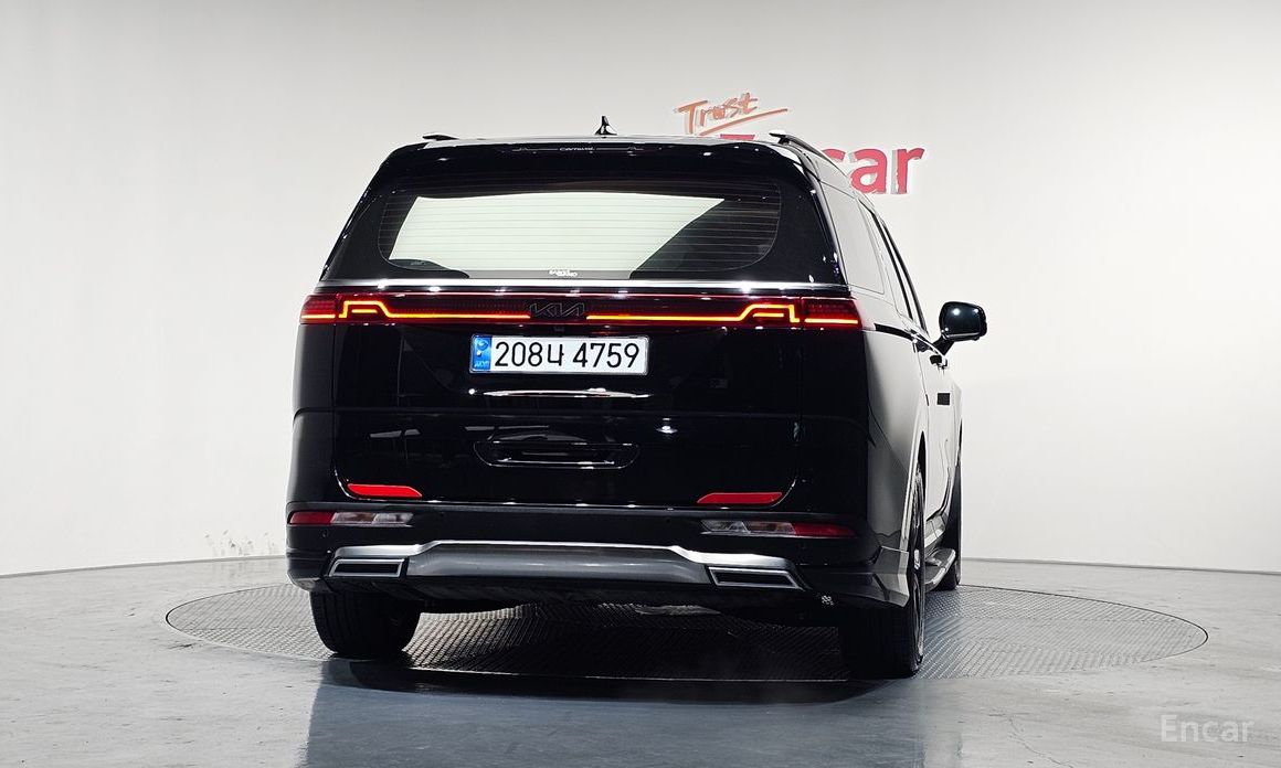 2022 Kia Carnival IV 9-Seater Noblesse с пробегом 62 460 км