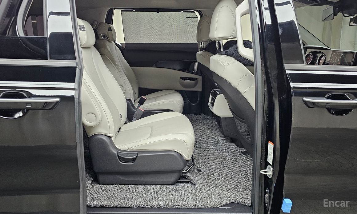 2021 Kia Carnival IV 9-Seater Noblesse с пробегом 74 135 км