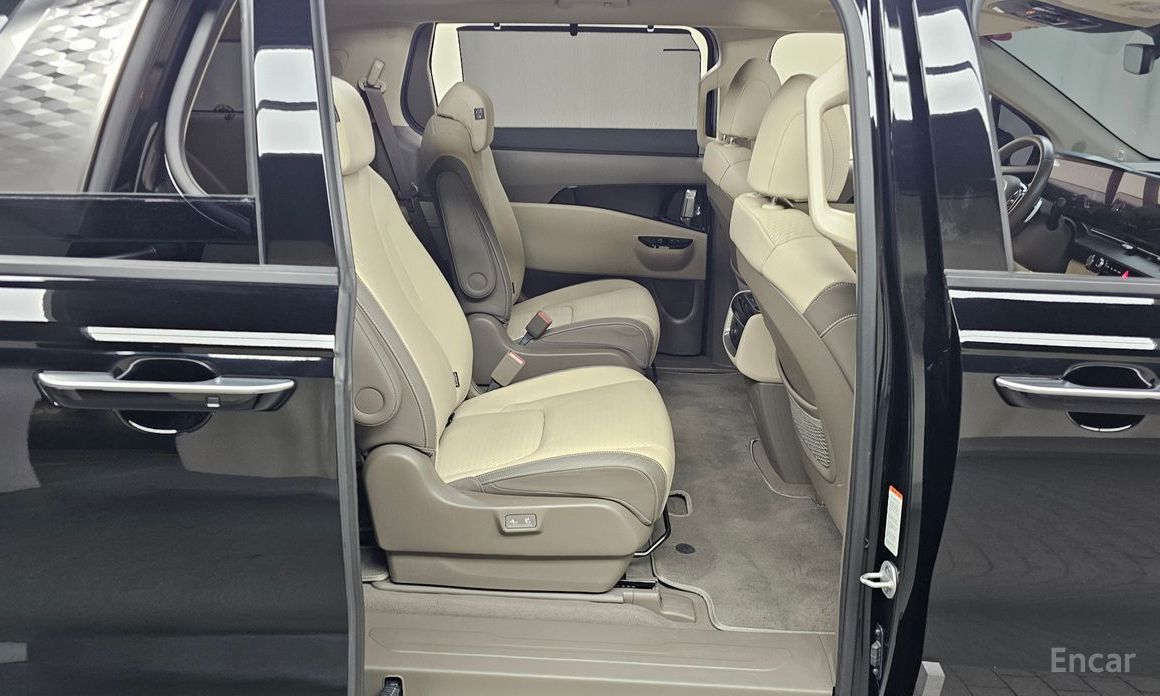 2022 Kia Carnival IV 9-Seater Noblesse с пробегом 54 777 км