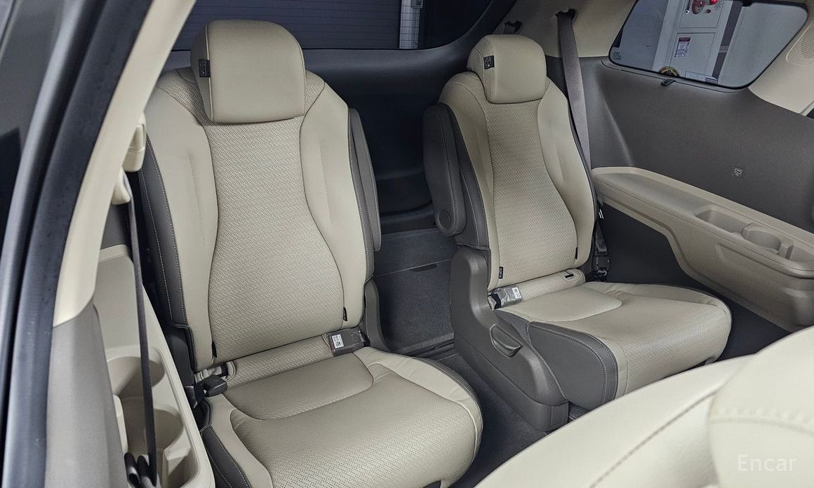 2022 Kia Carnival IV 9-Seater Noblesse с пробегом 54 777 км