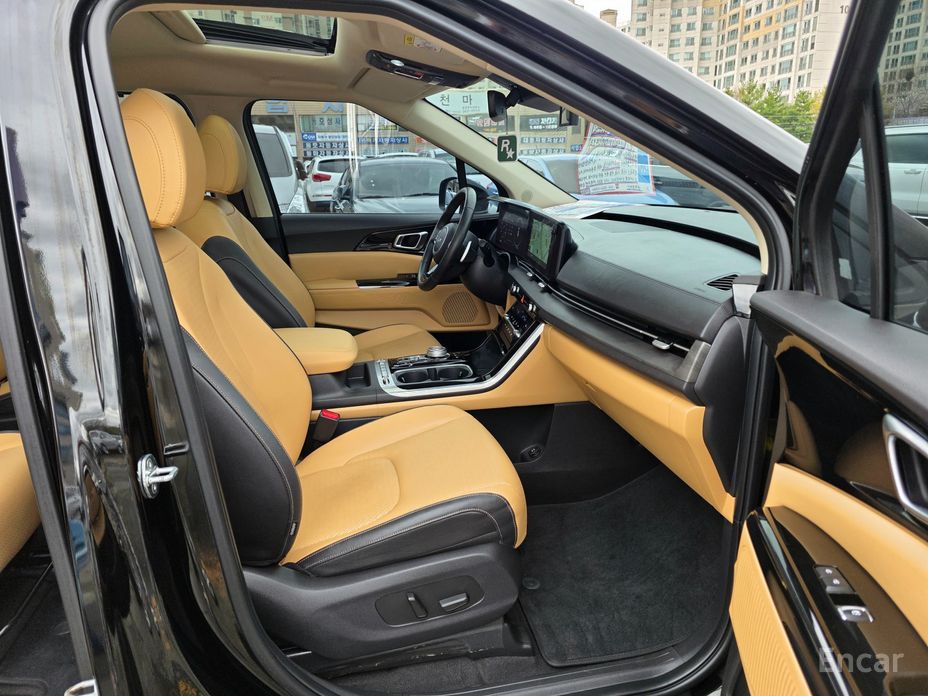 2023 Kia Carnival IV 9-Seater Noblesse с пробегом 81 758 км