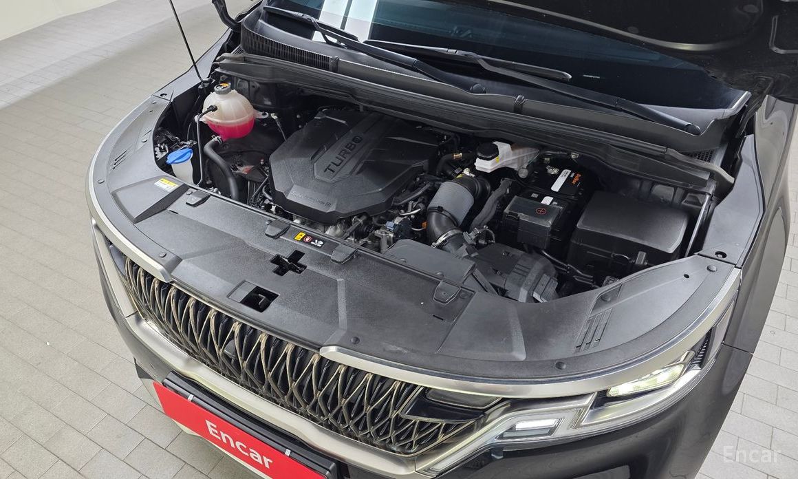 2023 Kia Carnival IV 9-Seater Signature с пробегом 40 924 км