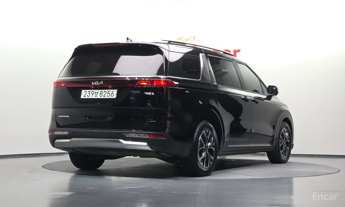 2022 Kia Carnival IV 9-Seater Noblesse с пробегом 37 827 км