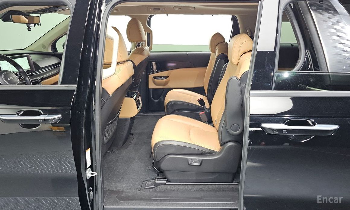 2022 Kia Carnival IV 9-Seater Signature с пробегом 60 723 км