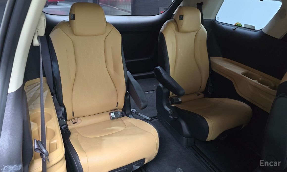 2022 Kia Carnival IV 9-Seater Noblesse с пробегом 37 827 км