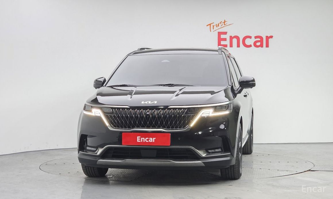 2023 Kia Carnival IV 9-Seater Signature с пробегом 75 673 км