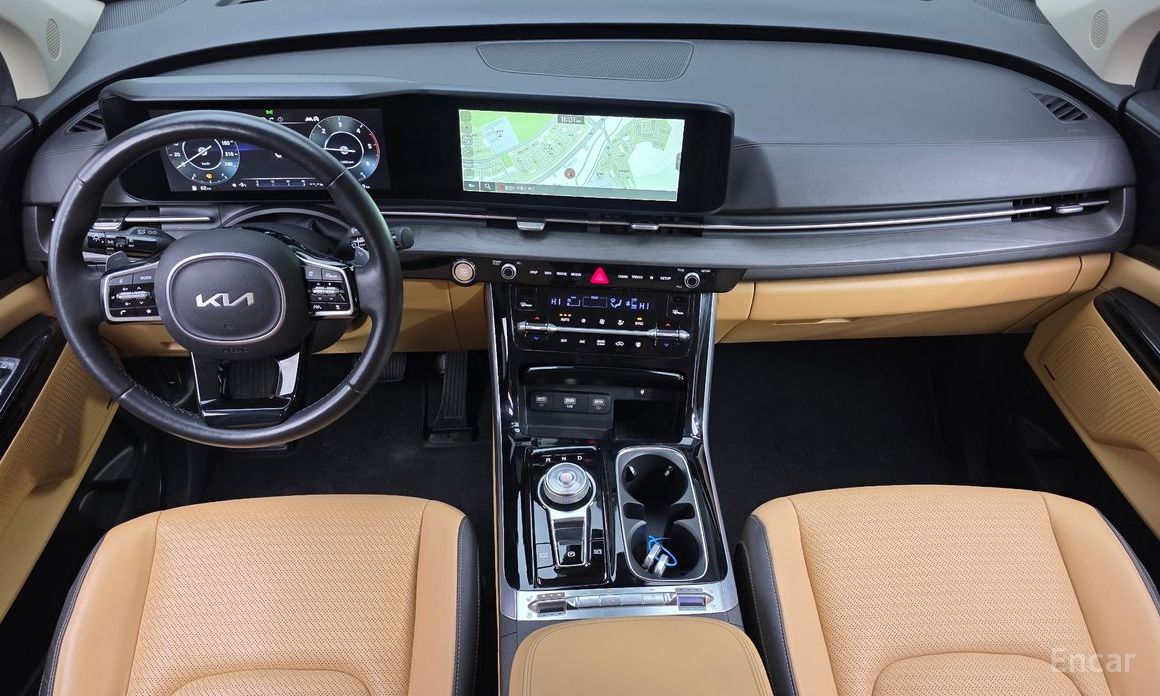 2023 Kia Carnival IV 9-Seater Signature с пробегом 75 673 км