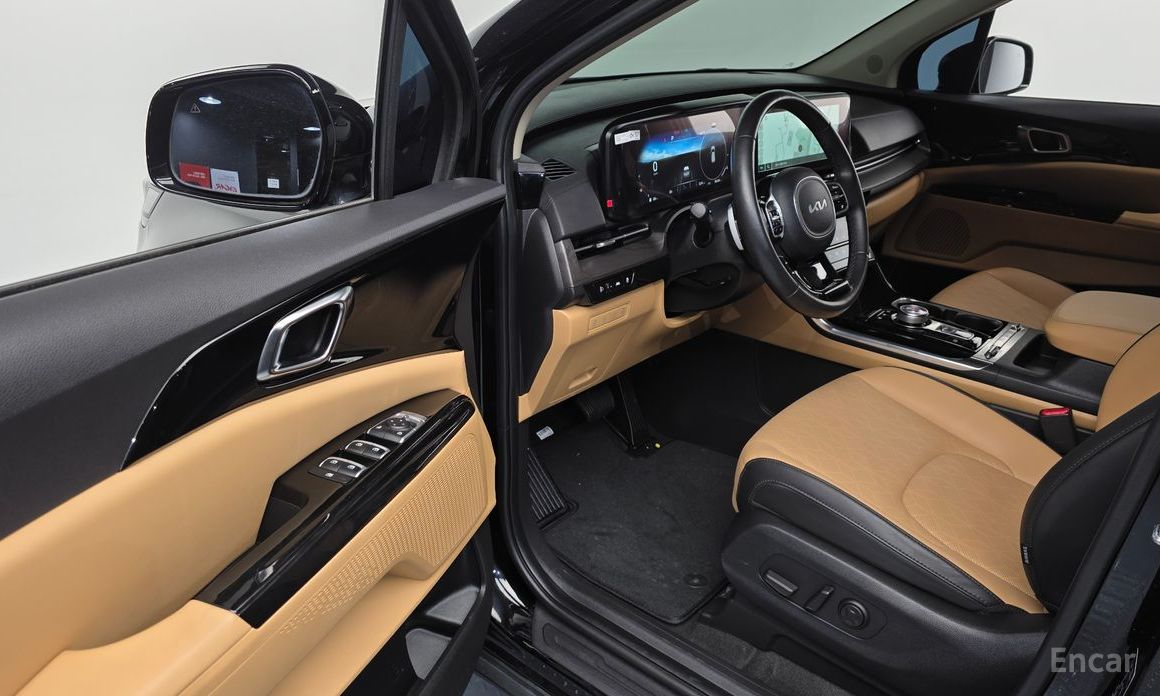 2023 Kia Carnival IV 9-Seater Noblesse с пробегом 46 109 км