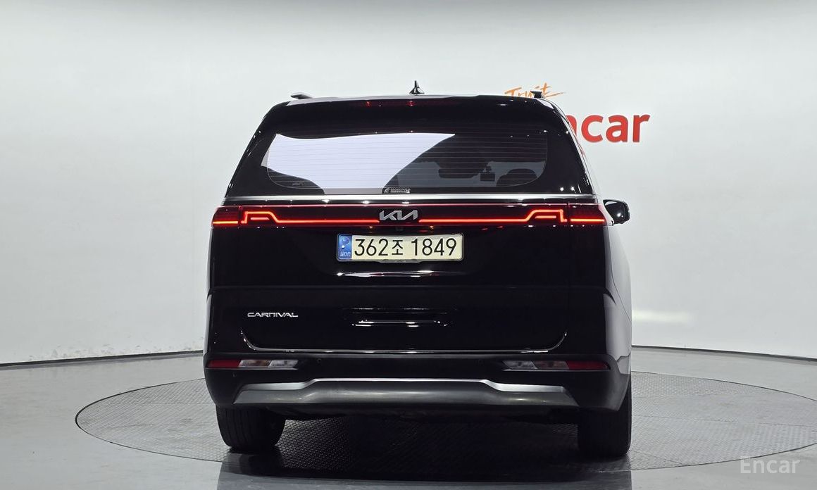2022 Kia Carnival IV 9-Seater Noblesse с пробегом 56 141 км