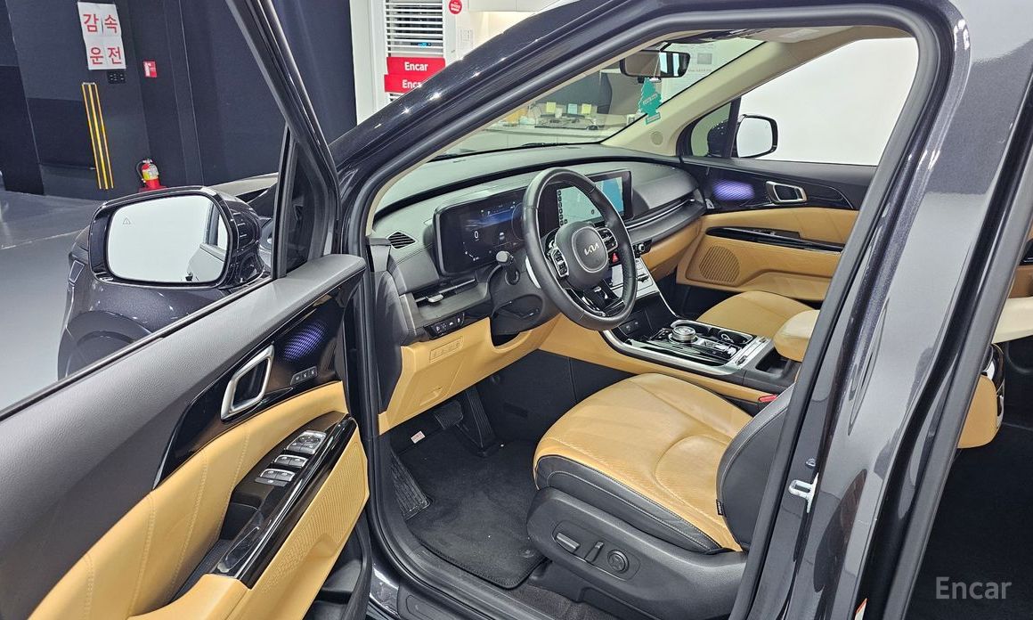 2023 Kia Carnival IV 9-Seater Signature с пробегом 80 065 км
