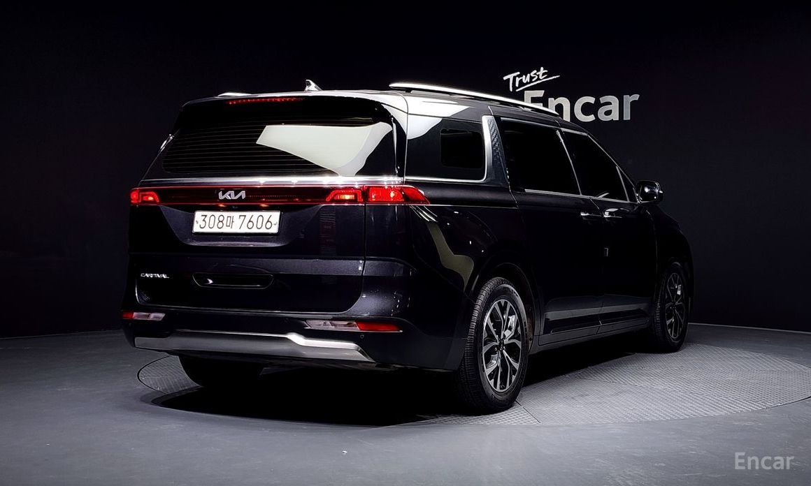 2021 Kia Carnival IV 9-Seater Noblesse с пробегом 113 352 км
