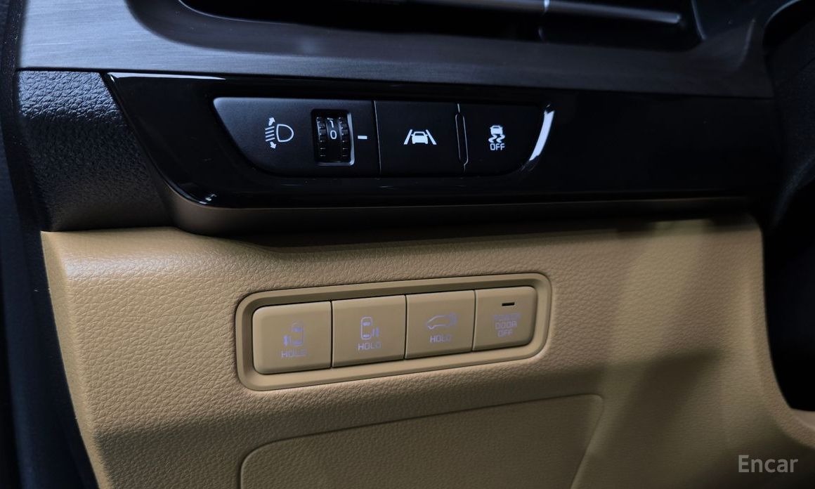 2022 Kia Carnival IV 9-Seater Noblesse с пробегом 56 141 км