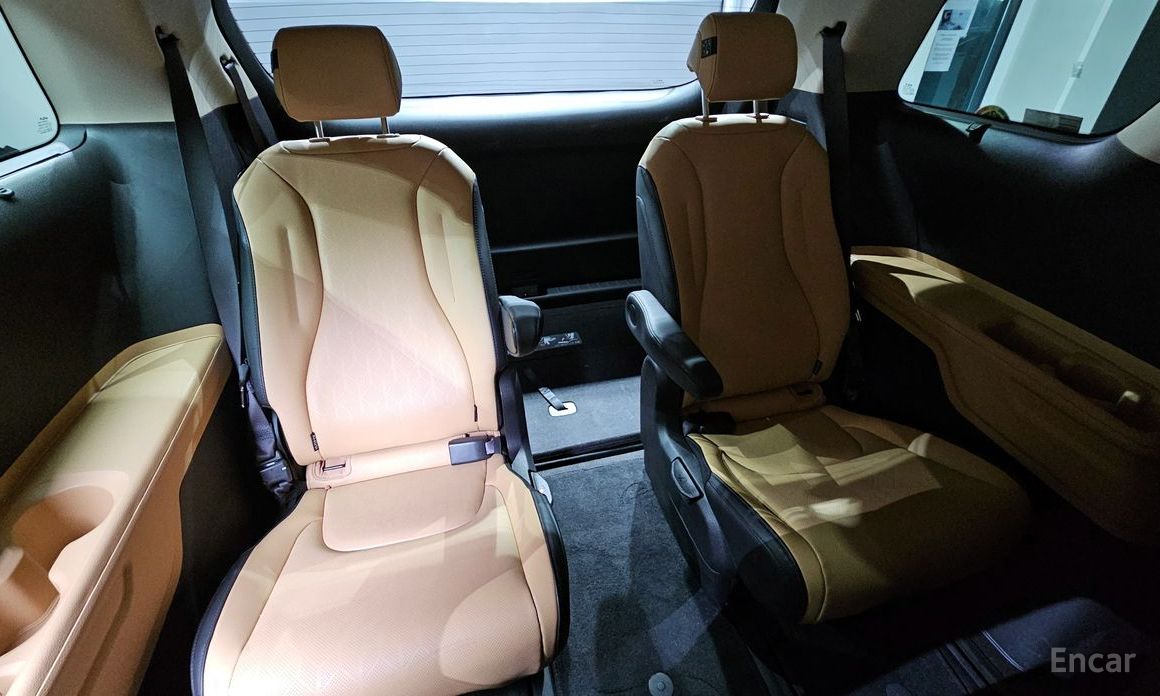 2022 Kia Carnival IV 9-Seater Noblesse с пробегом 111 924 км