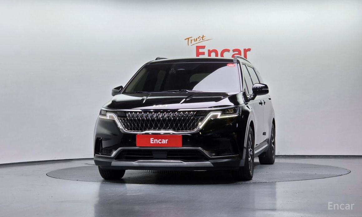 2023 Kia Carnival IV 9-Seater Noblesse с пробегом 71 402 км