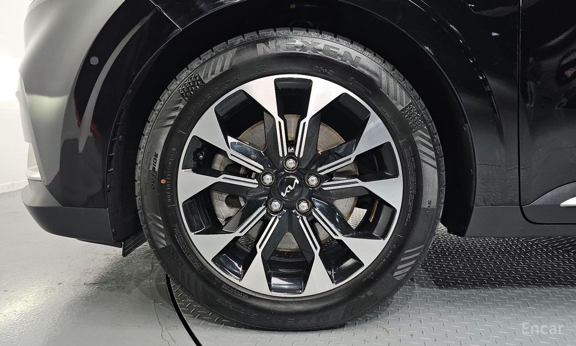2022 Kia Carnival IV 9-Seater Signature с пробегом 74 935 км