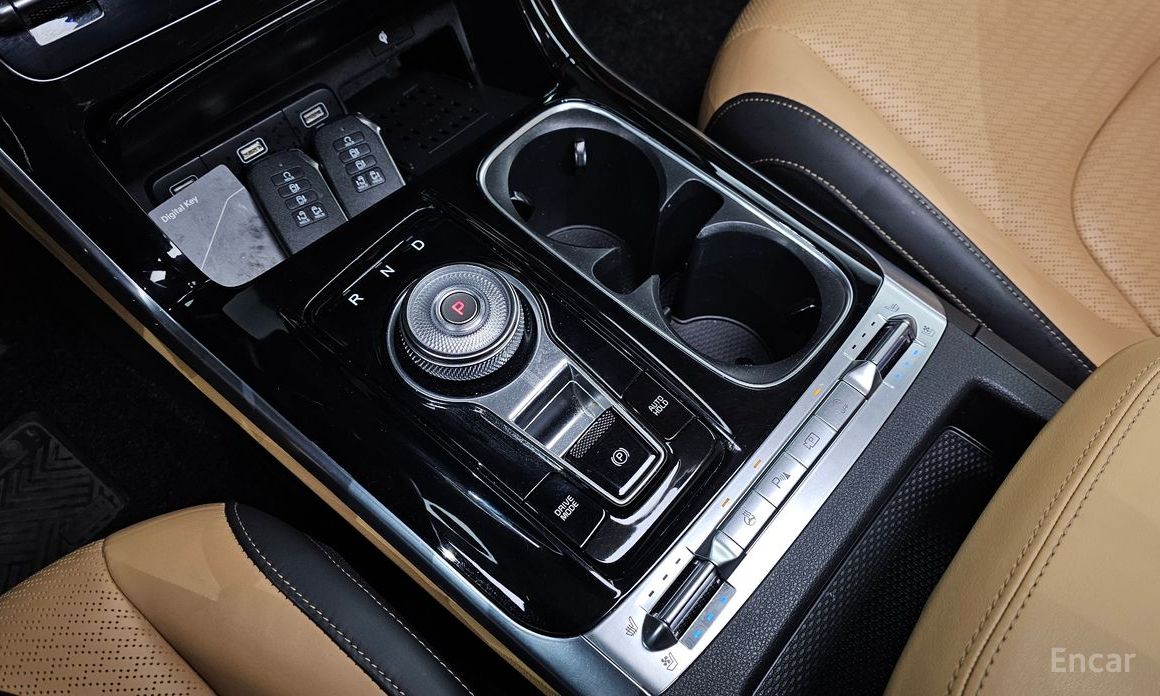 2022 Kia Carnival IV 9-Seater Signature с пробегом 74 935 км