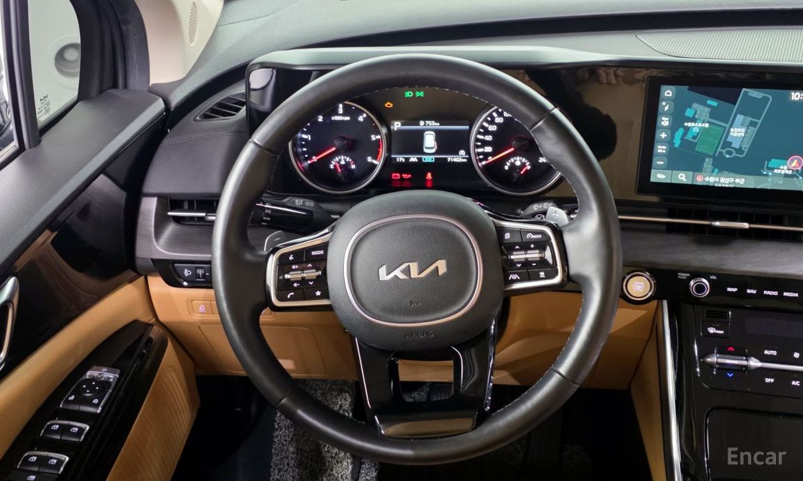 2023 Kia Carnival IV 9-Seater Noblesse с пробегом 71 402 км